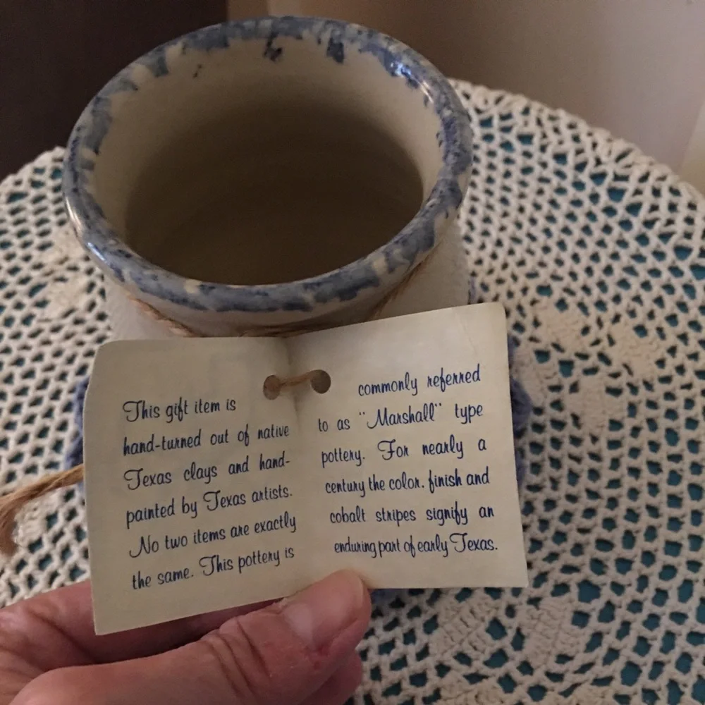 Clay container - Picture 2 of 6